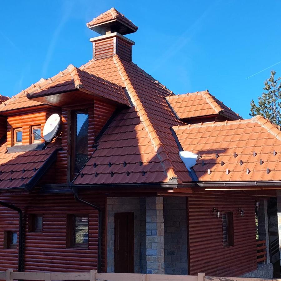 Vila Mina Kaludjerske Bare Luaran gambar