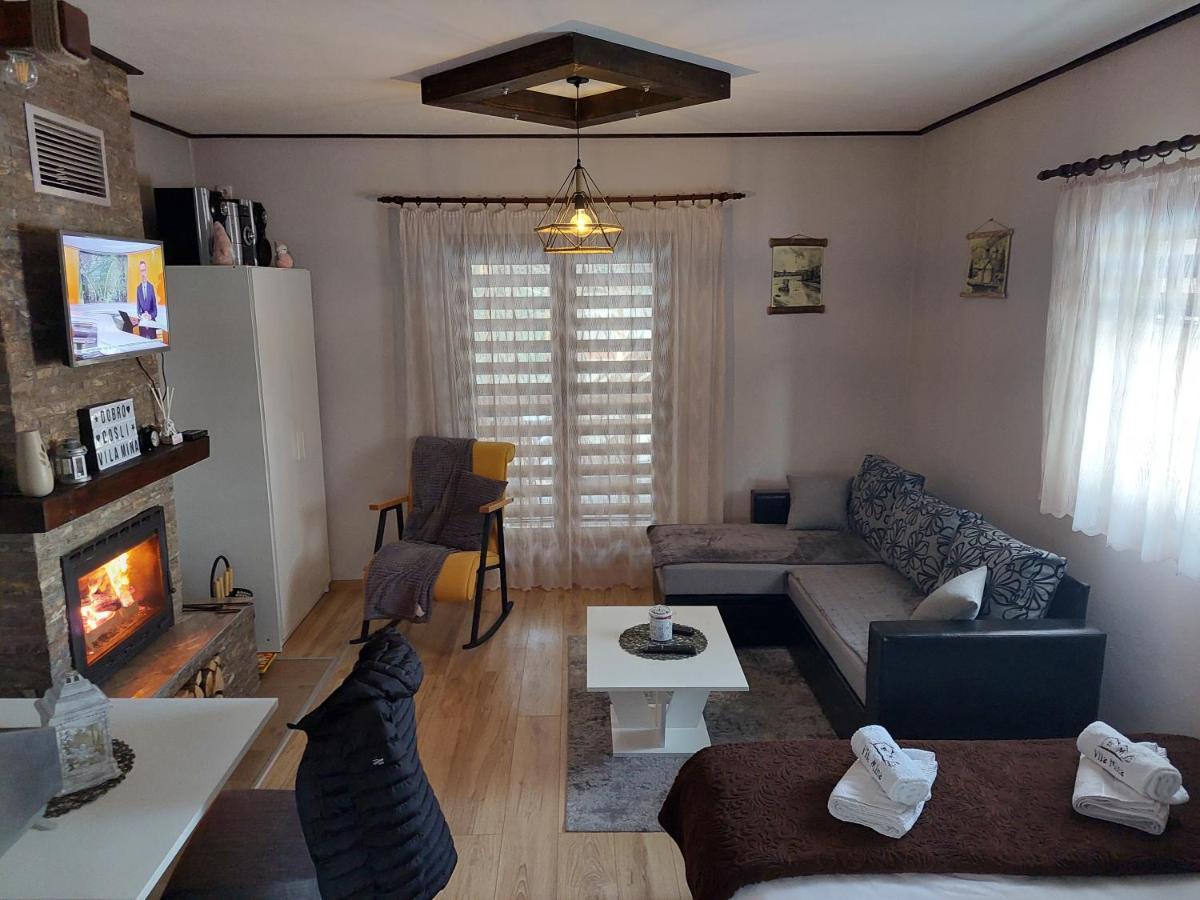 Vila Mina Kaludjerske Bare Luaran gambar